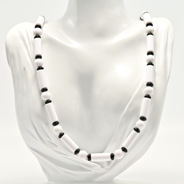 TRIFARI Vintage Original Signed Lucite Acrylic Beaded Designer Estate Necklace
