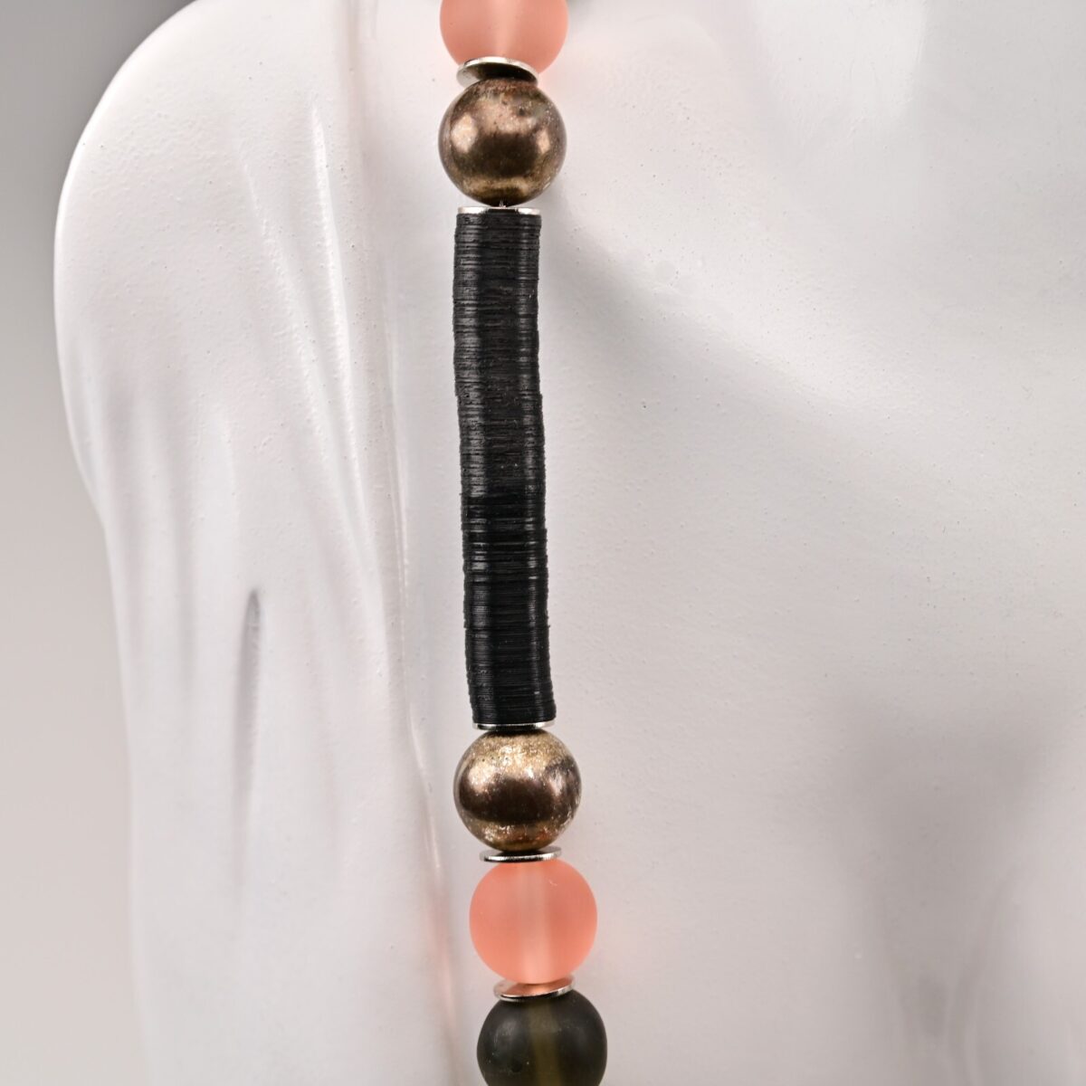Vintage Original Sterling Silver Onyx Quartz Shell Cut Gemstone Estate Necklace