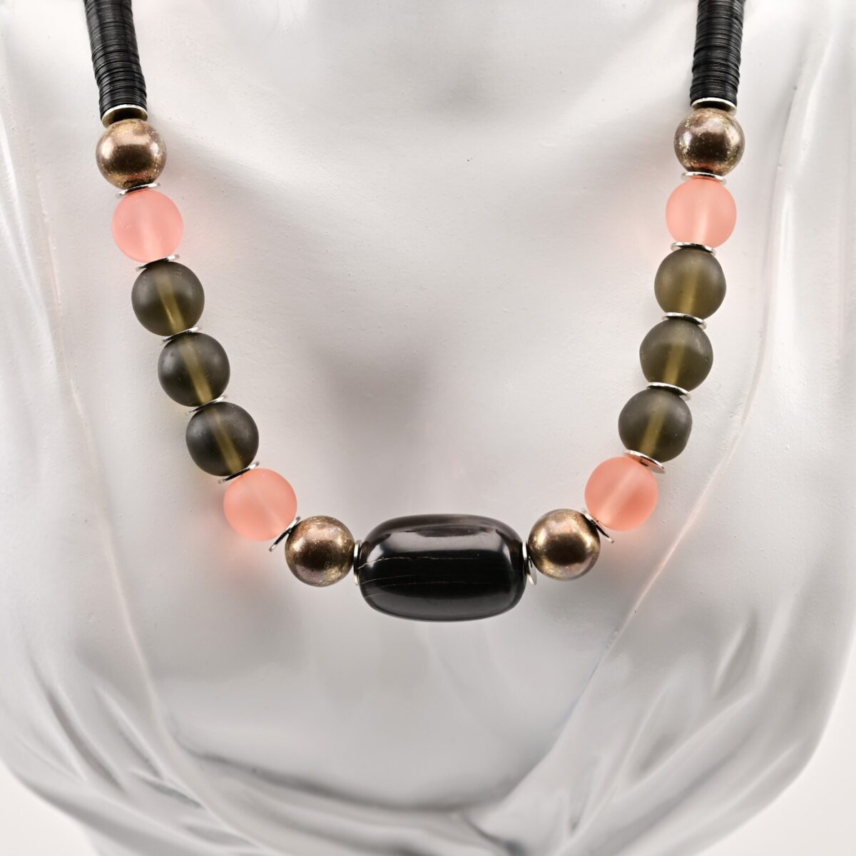 Vintage Original Sterling Silver Onyx Quartz Shell Cut Gemstone Estate Necklace