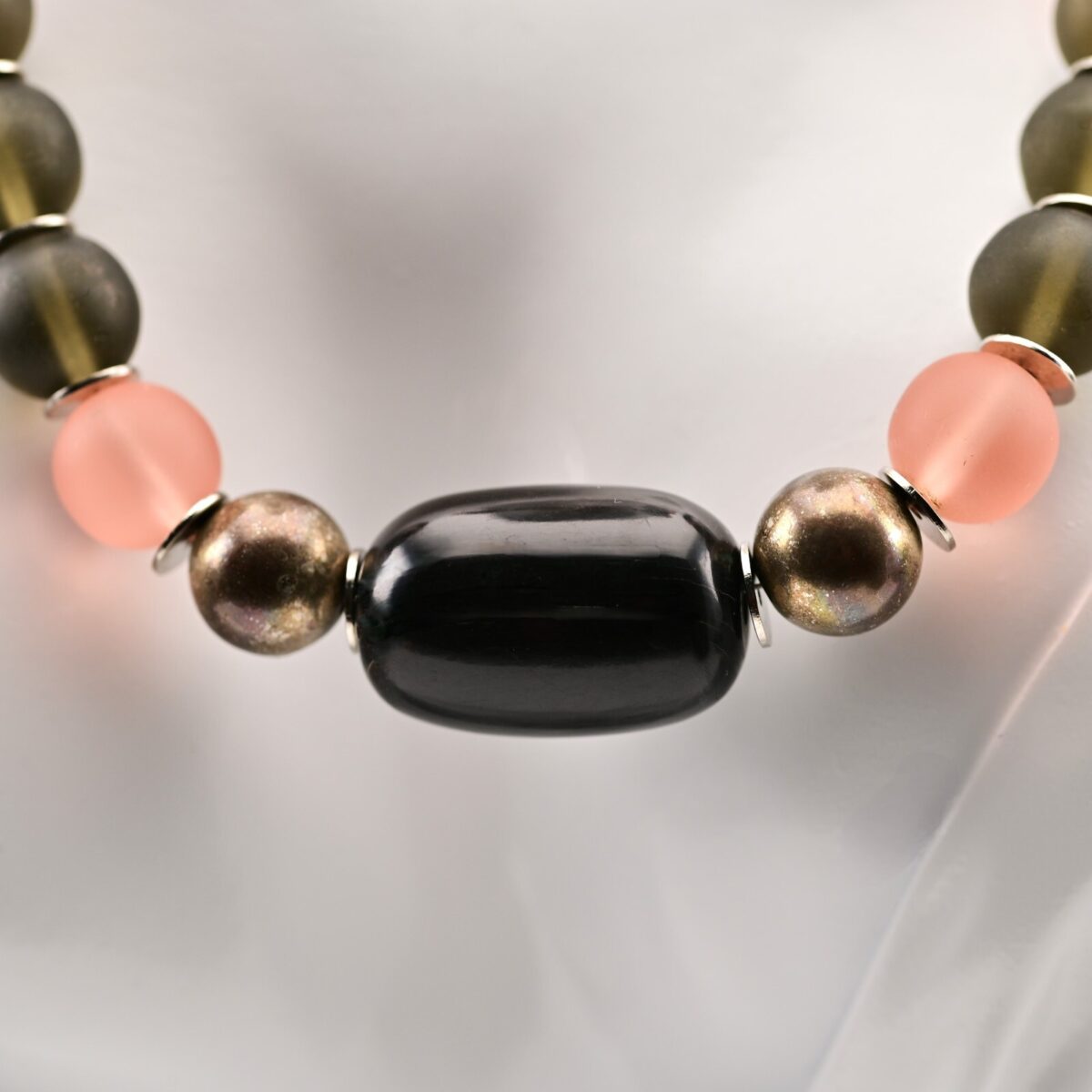 Vintage Original Sterling Silver Onyx Quartz Shell Cut Gemstone Estate Necklace