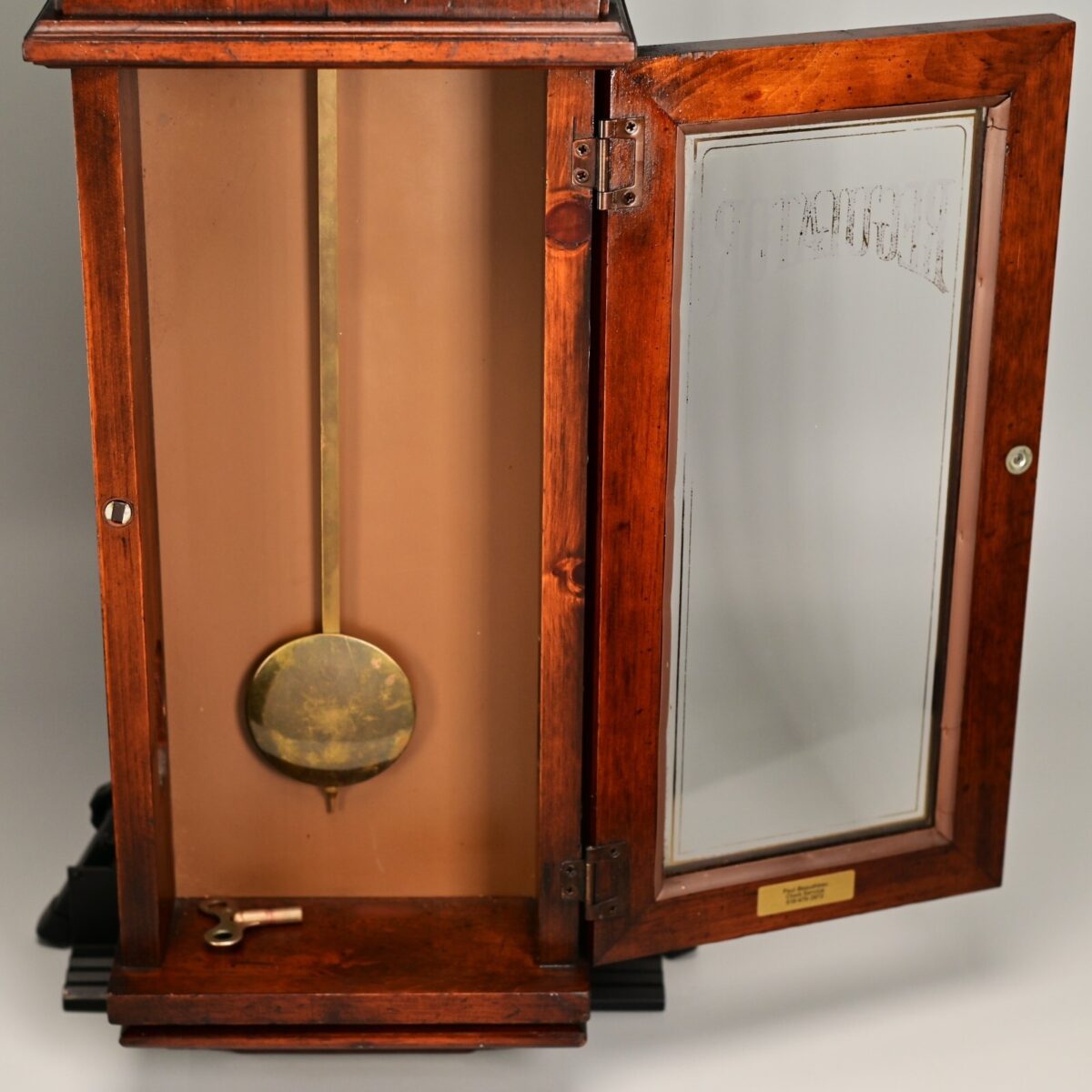 HOWARD MILLER Original Vintage Signed Tall Chiming Striking Regulator Wall Clock
